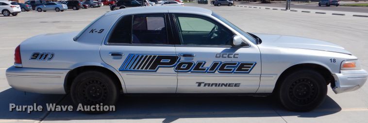 image for item DM2505 2001 Ford Crown Victoria Police Interceptor