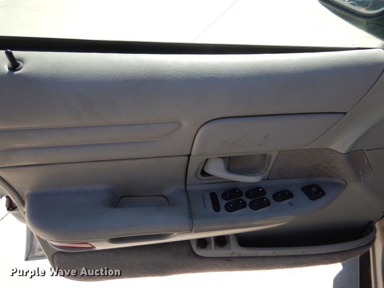 image for item DM2505 2001 Ford Crown Victoria Police Interceptor