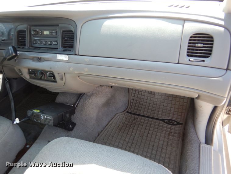 image for item DM2505 2001 Ford Crown Victoria Police Interceptor