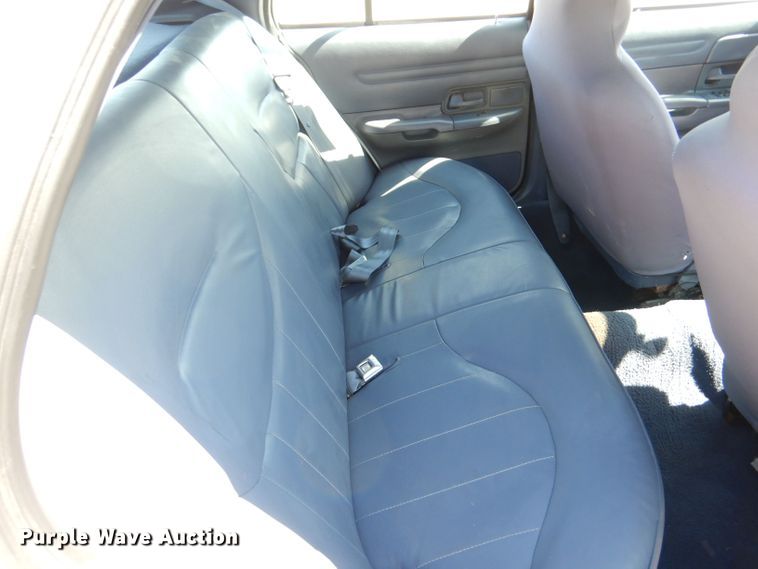 image for item DM2506 1999 Ford Crown Victoria Police Interceptor