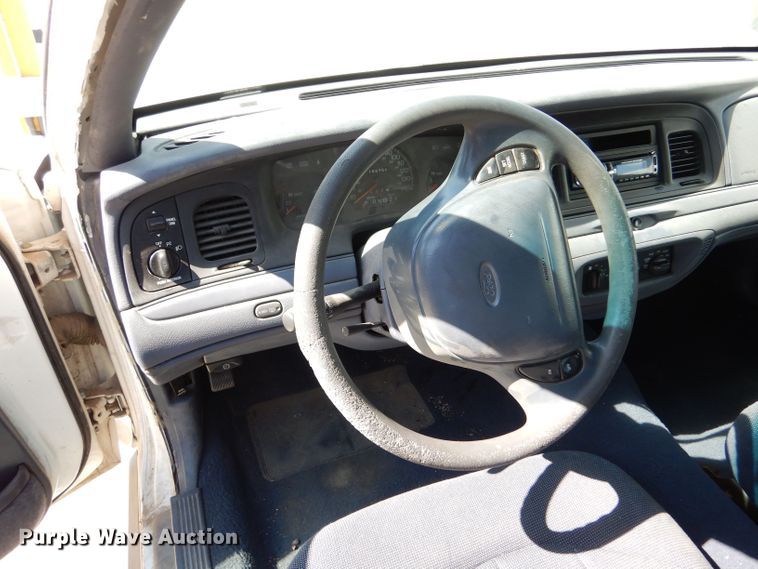 image for item DM2507 1999 Ford Crown Victoria Police Interceptor