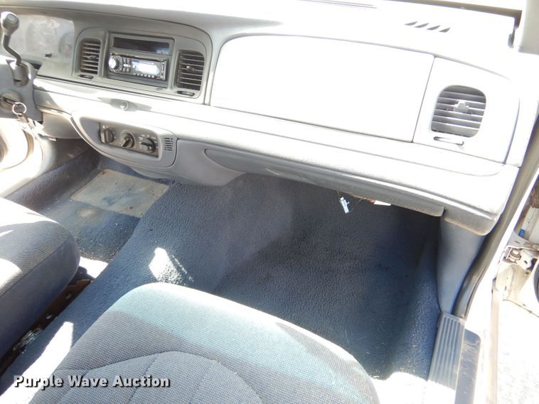 image for item DM2507 1999 Ford Crown Victoria Police Interceptor