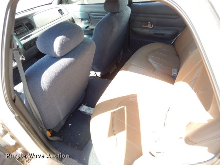 image for item DM2507 1999 Ford Crown Victoria Police Interceptor