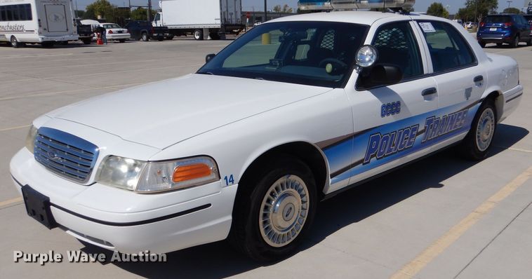 image for item DM2508 2000 Ford Crown Victoria Police Interceptor