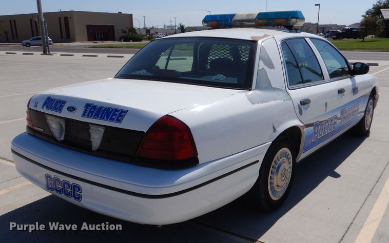 image for item DM2508 2000 Ford Crown Victoria Police Interceptor