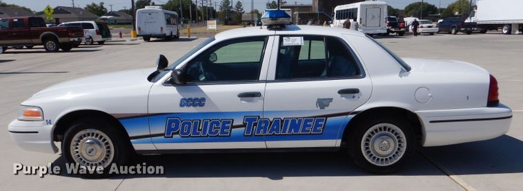 image for item DM2508 2000 Ford Crown Victoria Police Interceptor