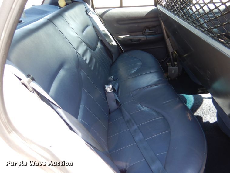 image for item DM2508 2000 Ford Crown Victoria Police Interceptor