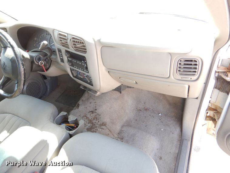 image for item DM2509 2003 Chevrolet S10  Ext. Cab pickup truck