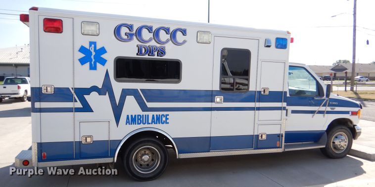 image for item DM2511 1996 Ford E350  ambulance