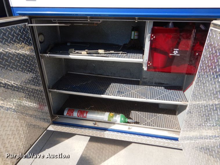 image for item DM2511 1996 Ford E350  ambulance