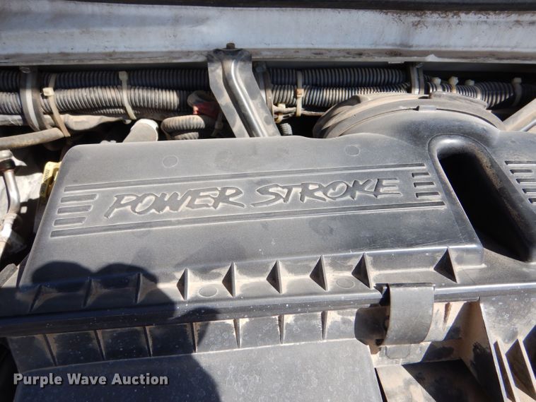 image for item DM2511 1996 Ford E350  ambulance