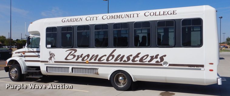 image for item DM2513 1998 International Navistar 3400  bus