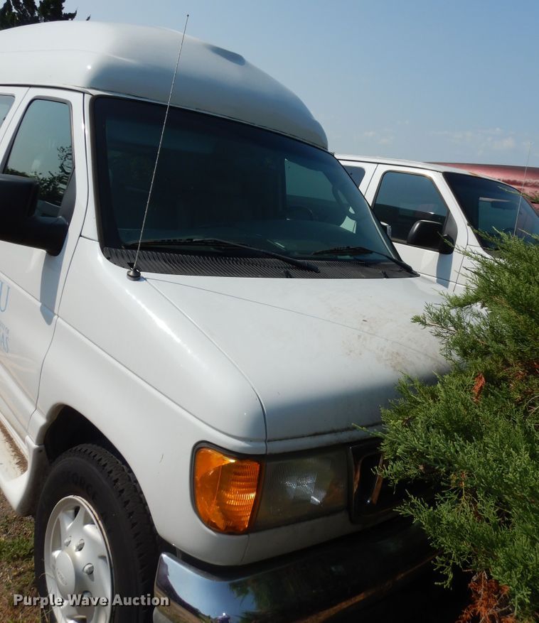 image for item DM3120 2005 Ford E250  van