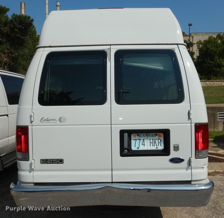 image for item DM3120 2005 Ford E250  van