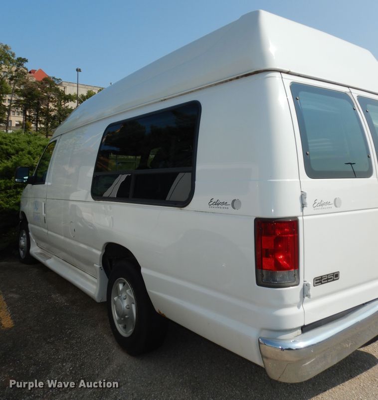 image for item DM3120 2005 Ford E250  van