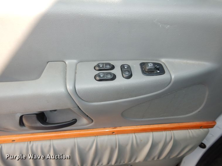 image for item DM3120 2005 Ford E250  van