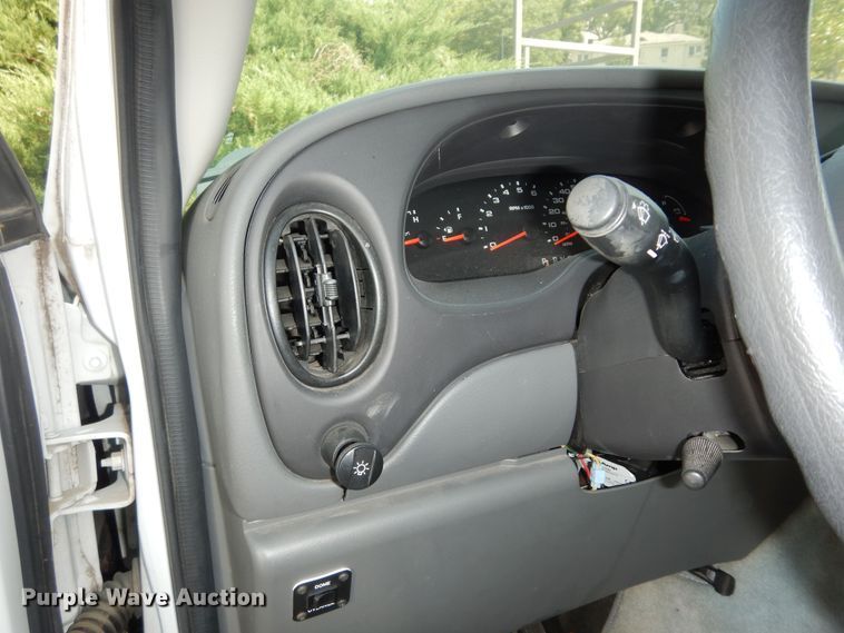 image for item DM3120 2005 Ford E250  van