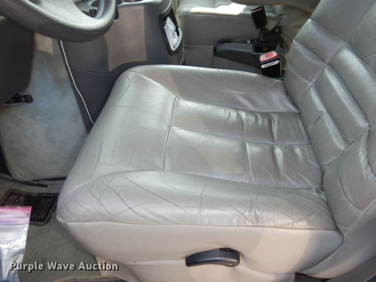 image for item DM3120 2005 Ford E250  van