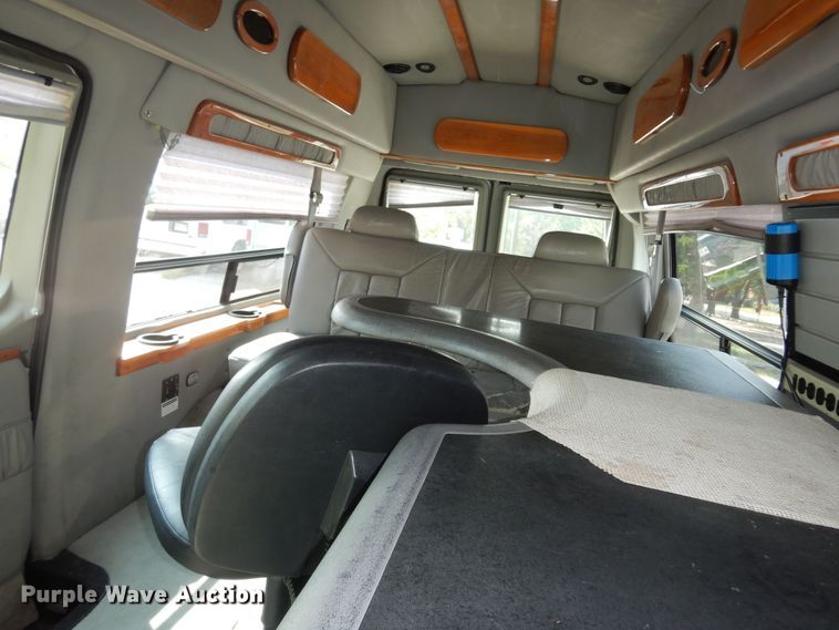 image for item DM3120 2005 Ford E250  van