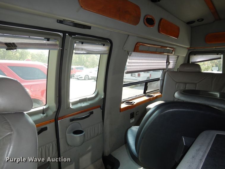 image for item DM3120 2005 Ford E250  van