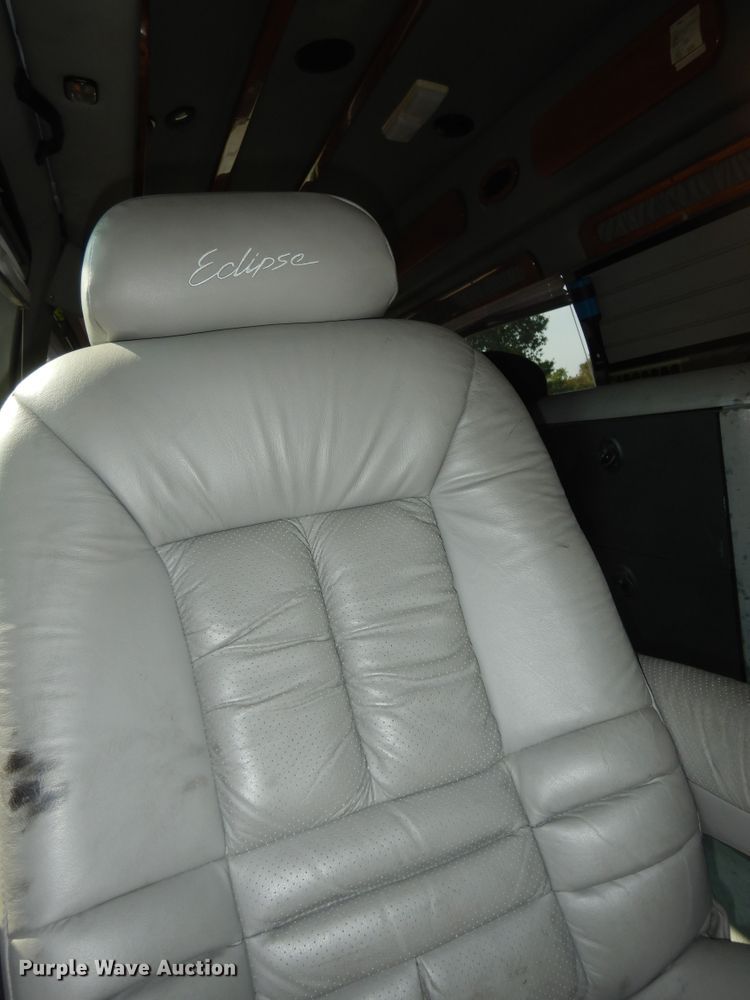 image for item DM3120 2005 Ford E250  van