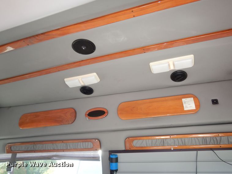 image for item DM3120 2005 Ford E250  van