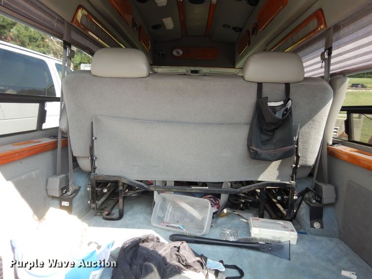 image for item DM3120 2005 Ford E250  van