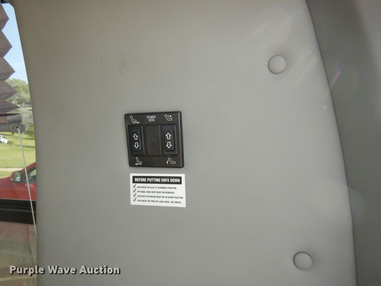 image for item DM3120 2005 Ford E250  van