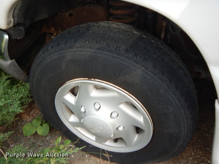 image for item DM3120 2005 Ford E250  van