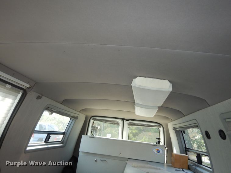 image for item DM3121 1998 Ford E250  van