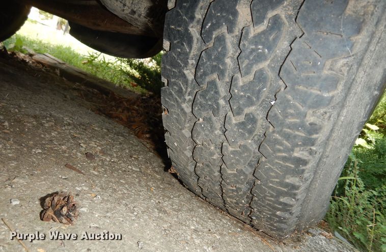 image for item DM3121 1998 Ford E250  van