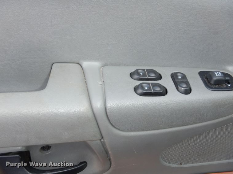 image for item DM3122 2005 Ford E250  van