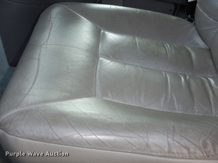 image for item DM3122 2005 Ford E250  van