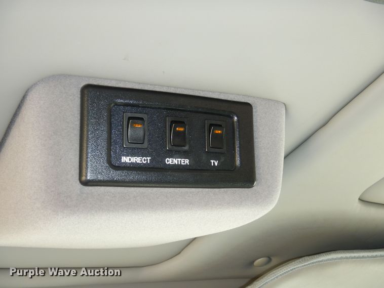 image for item DM3122 2005 Ford E250  van