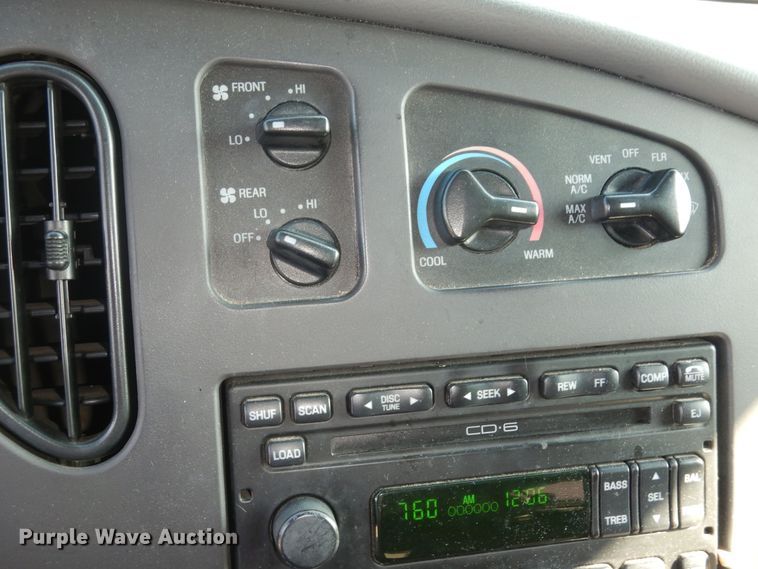 image for item DM3122 2005 Ford E250  van