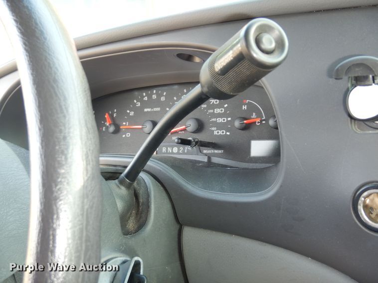 image for item DM3122 2005 Ford E250  van