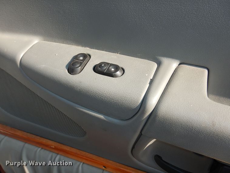 image for item DM3122 2005 Ford E250  van