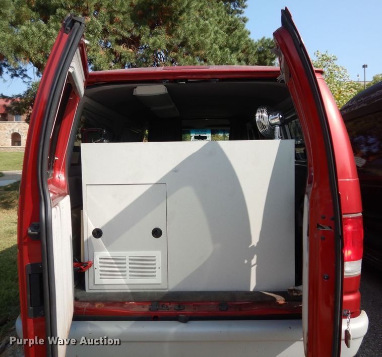 image for item DM3123 1998 Ford E250  van