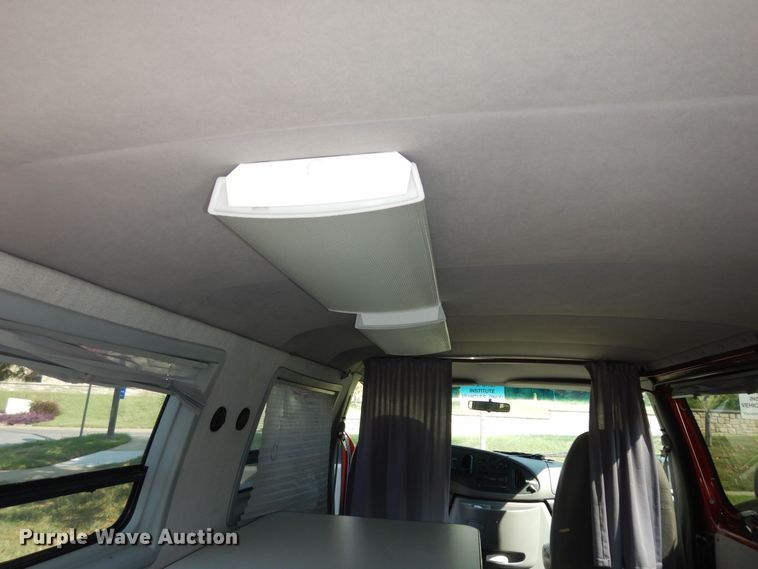 image for item DM3123 1998 Ford E250  van