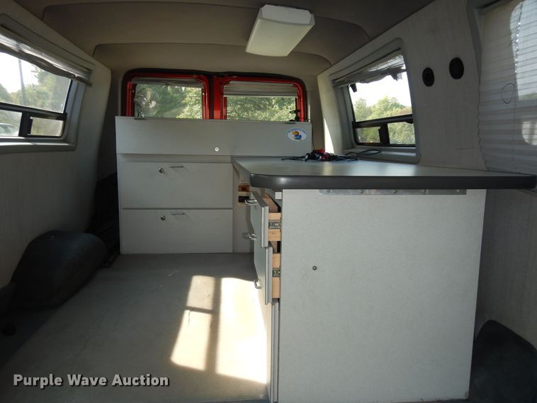 image for item DM3123 1998 Ford E250  van