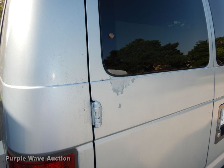 image for item DM3124 1998 Ford E250  van