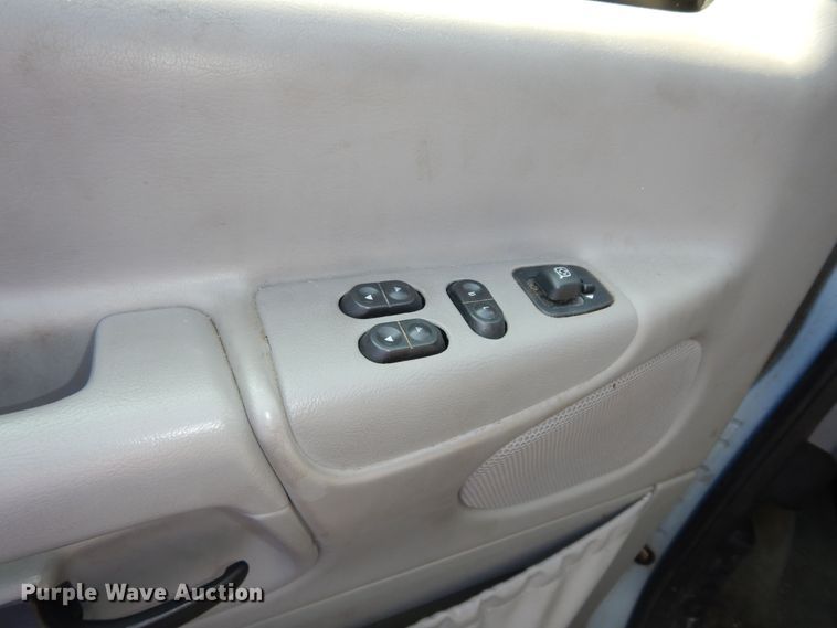 image for item DM3124 1998 Ford E250  van