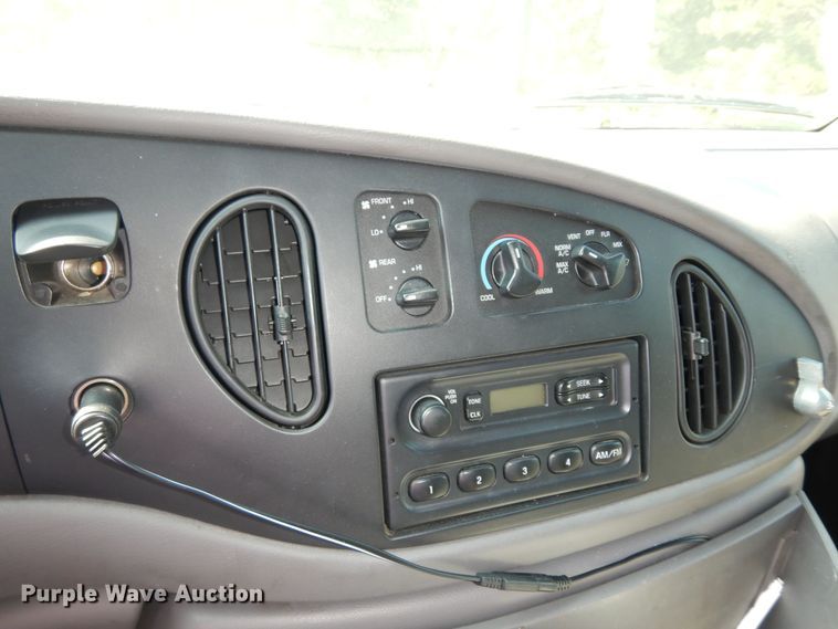 image for item DM3124 1998 Ford E250  van