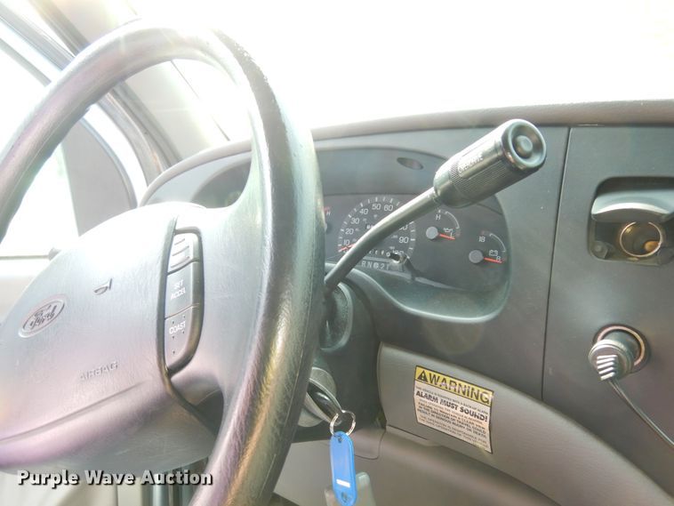 image for item DM3124 1998 Ford E250  van