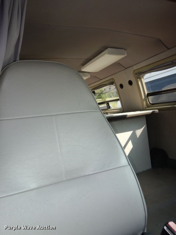 image for item DM3124 1998 Ford E250  van