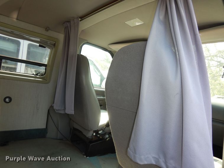 image for item DM3124 1998 Ford E250  van