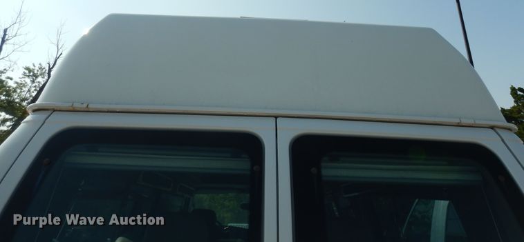 image for item DM3125 2005 Ford E250  van