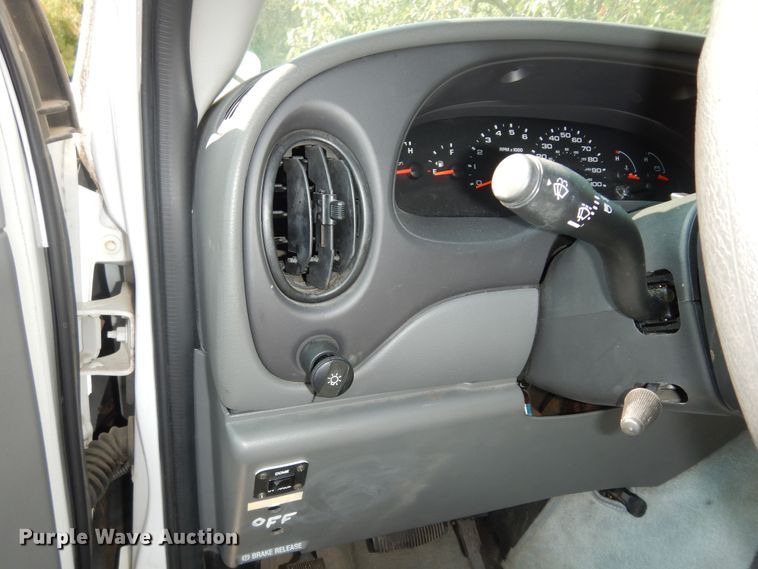 image for item DM3125 2005 Ford E250  van