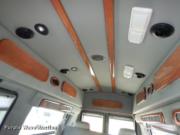 image for item DM3125 2005 Ford E250  van