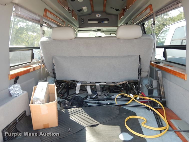 image for item DM3125 2005 Ford E250  van